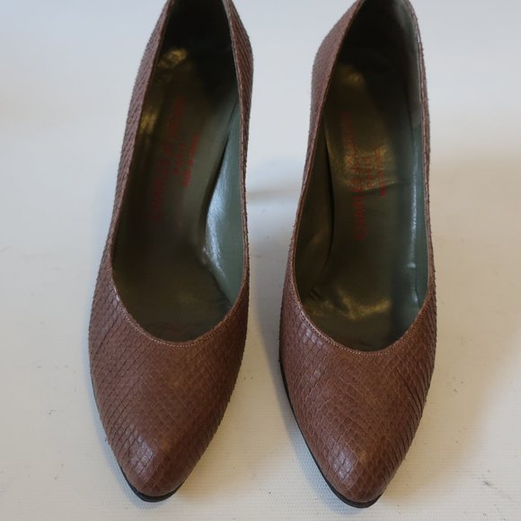 CHARLES JOURDAN PARIS BROWN PUMPS 37.5 US/7.5 * - Picture 3 of 7